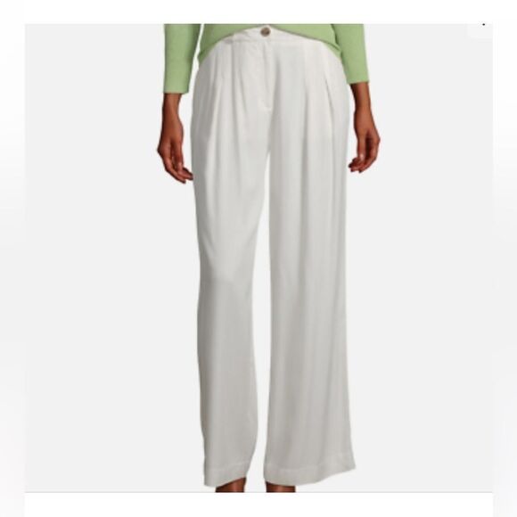 Worthington Pleated Wide Leg Size S Polar Bear White Pants
100% Rayon - Picture 2 of 11